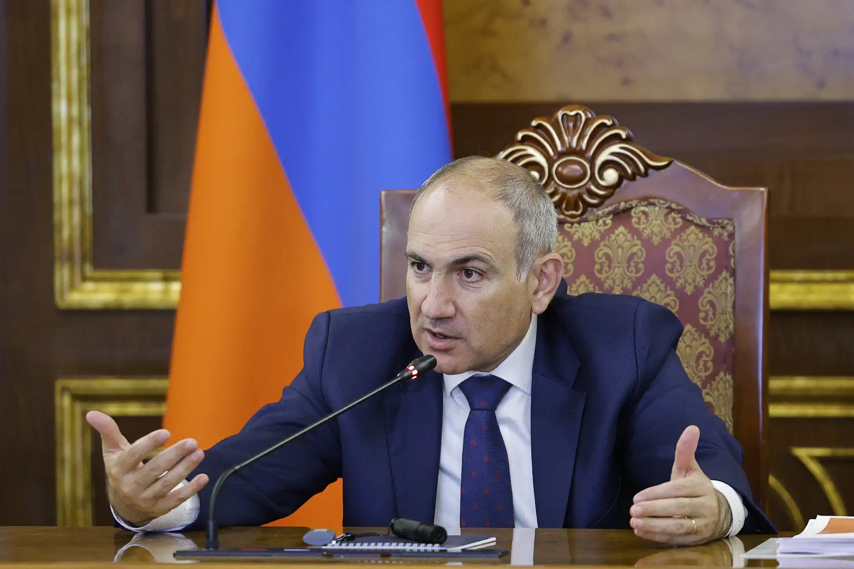 «Ֆրոնտ-օֆիսը» չի որոշում, այլ՝ ՀՀ համապատասխան մարմինները. վարչապետ