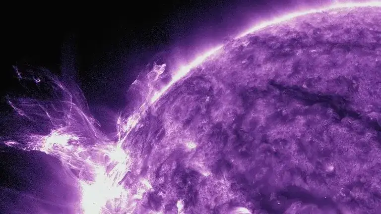 Ուժգին մագնիսական փոթորիկ Երկրի վրա