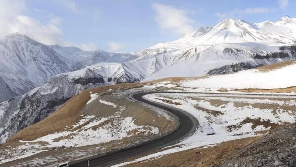 Վրաստանը ժամանակավորապես փակել է Հայաստանի սահման տանող ճանապարհներից մեկը