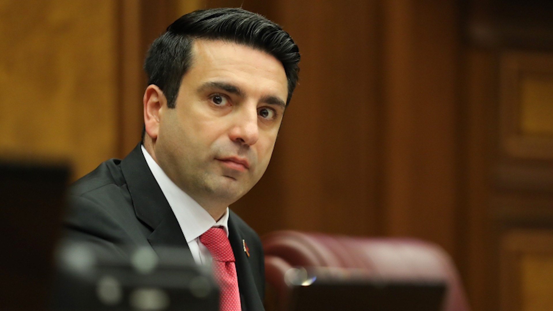 Վերջիվերջո հաջորդ գումարման ԱԺ-ում գործի գալո՞ւ եք, եթե հայտնվեք, ինչին շատ խիստ կասկածում եմ. Սիմոնյանը՝ ընդդիմությանը