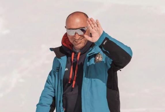 Գագիկ Սարգսյանը վայր է դնում Հայաստանի դահուկային սպորտի ֆեդերացիայի նախագահի լիազորությունները