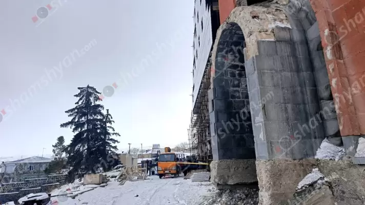 Սևանի ափին գտնվող շինությունում հայտնաբերվել է տղամարդու դի, կա վիրավոր