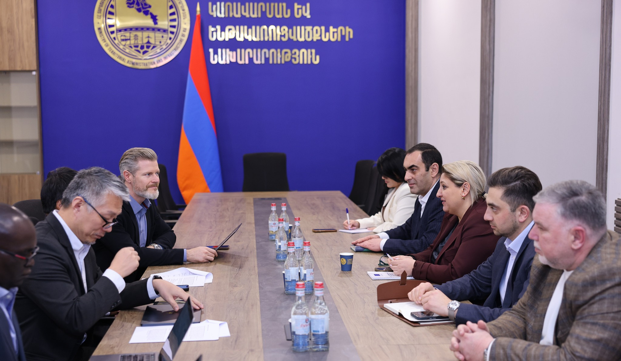 Քննարկվել են Արտաշատ-Սիսիան և Վանաձոր-Ալավերդի միջպետական ճանապարհի՝ 2024-ին ջրհեղեղից վնասված հատվածների վերականգնման աշխատանքները