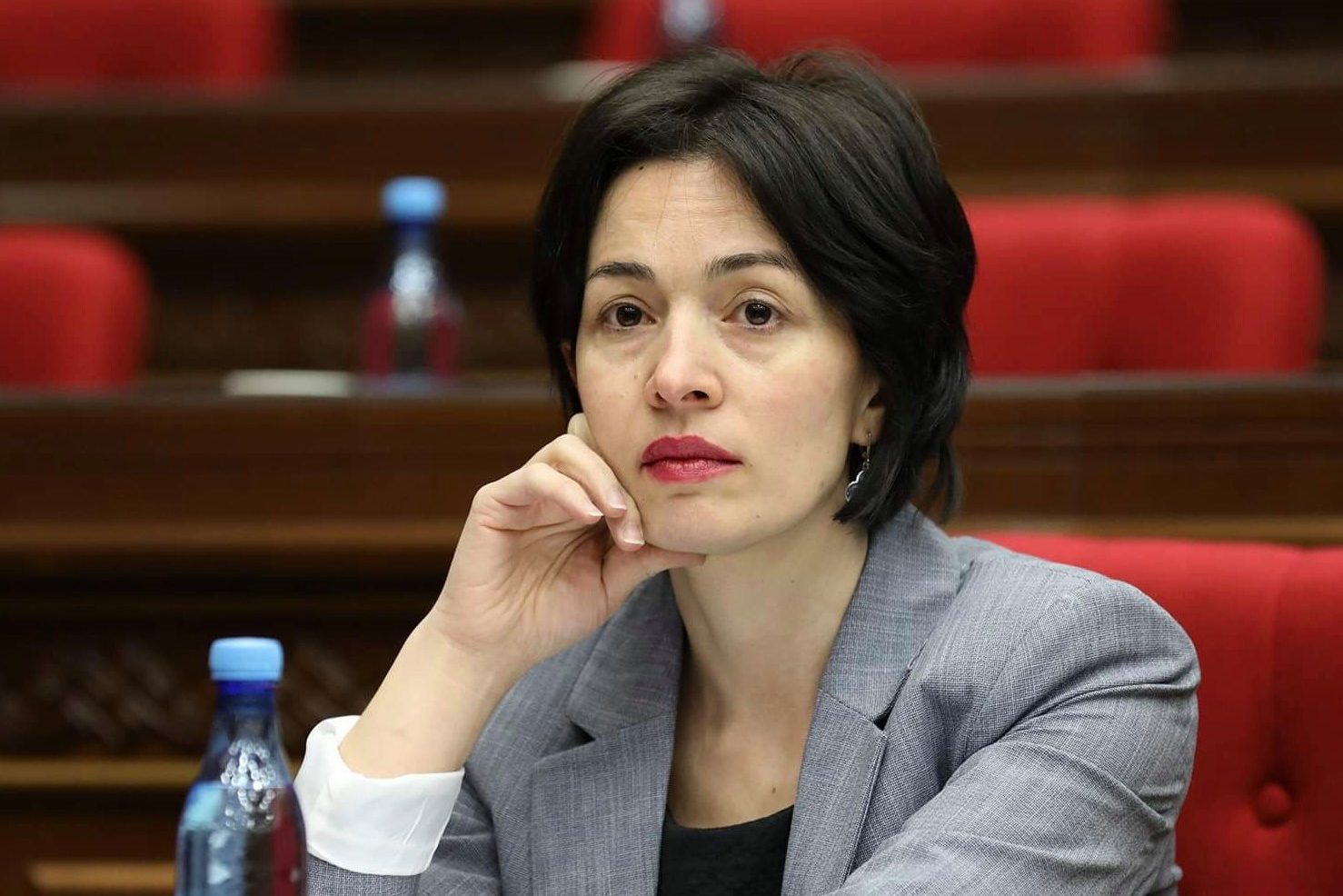 9602 ուսուցիչ հաջողությամբ հաղթահարել է ատեստավորումը և ստանում է բարձրացված վարձատրություն. ԿԳՄՍ նախարար