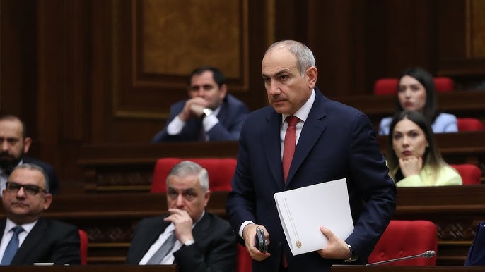 Մարդիկ, ովքեր անսահամանափակ փող ունեն,  պաշտոնյաներին  ծանրաբեռնում են անհամաչափ անձնական բնույթի  հայցադիմումներով. Փաշինյան