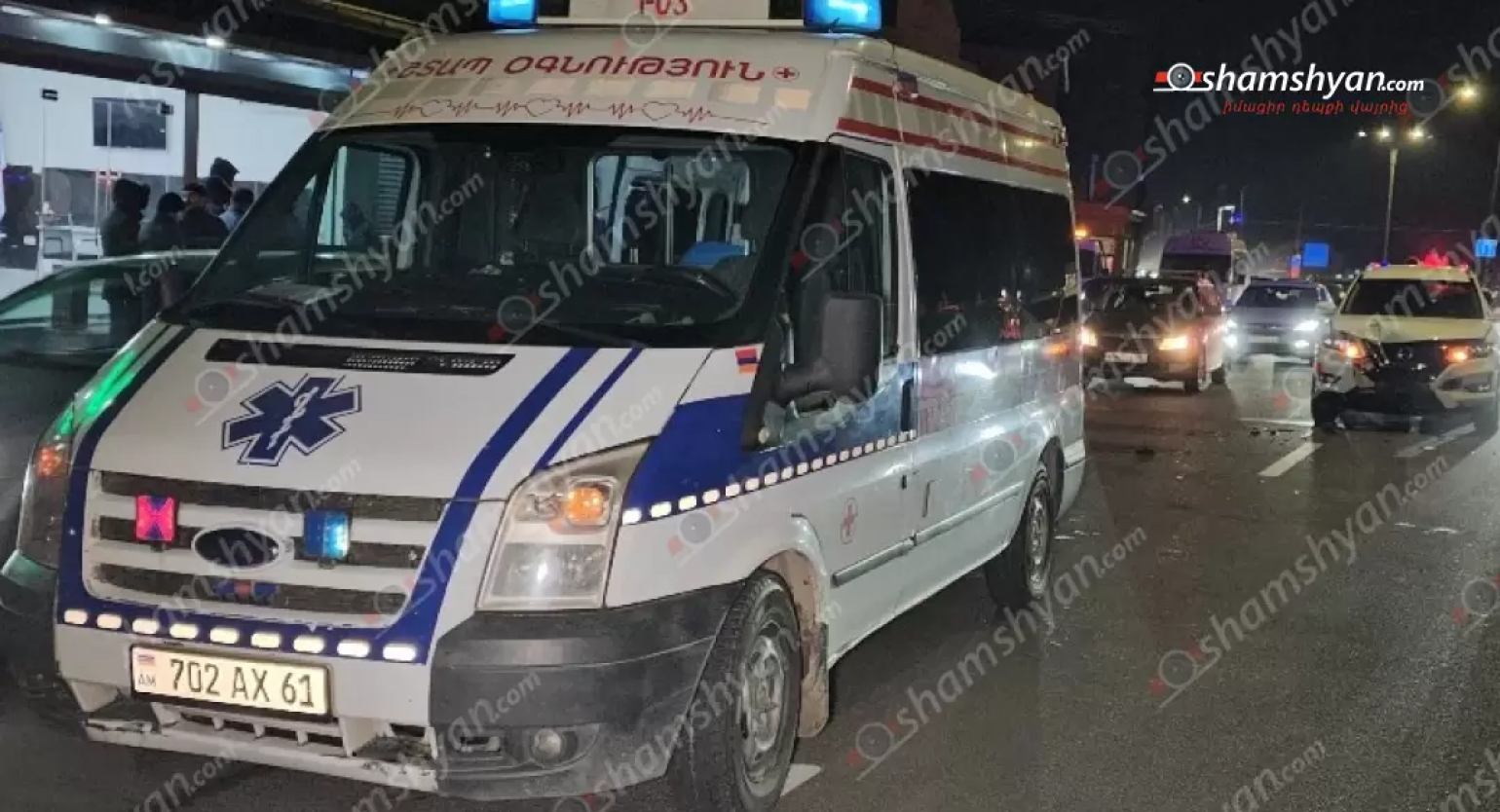 Արգավանդում բшխվել են «Արմավիր» բժշկական կենտրոնի շտապօգնության ավտոմեքենան և «Nissan Rogue»-ը