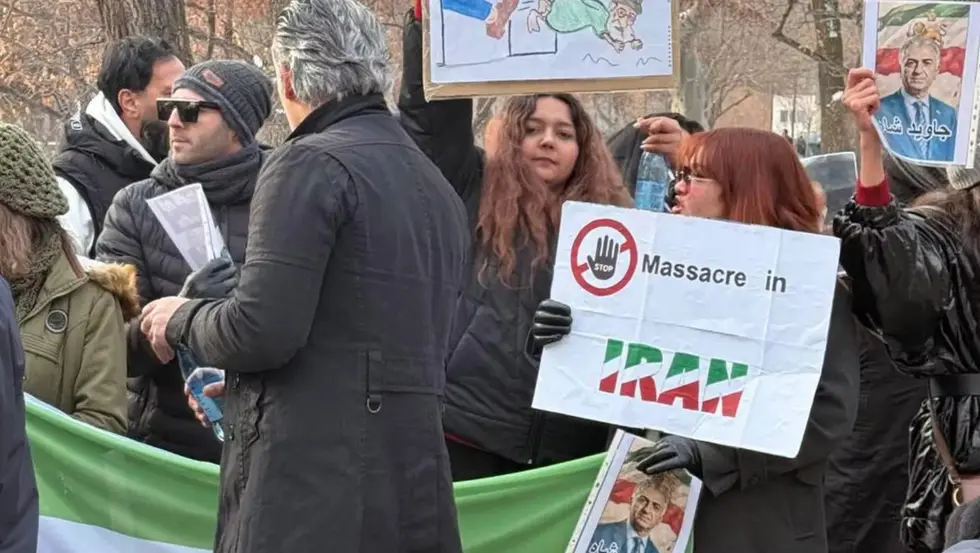 Ակցիա՝ ՀՀ-ում Իրանի դեսպանատան դիմաց․ ձերբակալվածներ կան