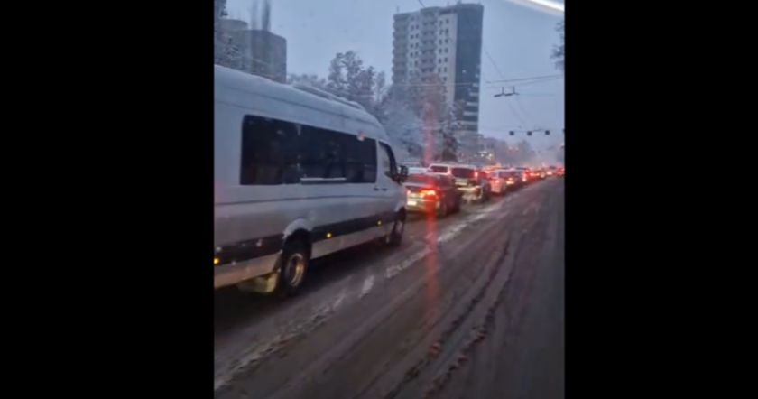 Կարո՞ղ է վերջապես նեղություն տաք ձեզ, ու Մասիվն էլ մաքրեք, հո չխանգարեցի՞