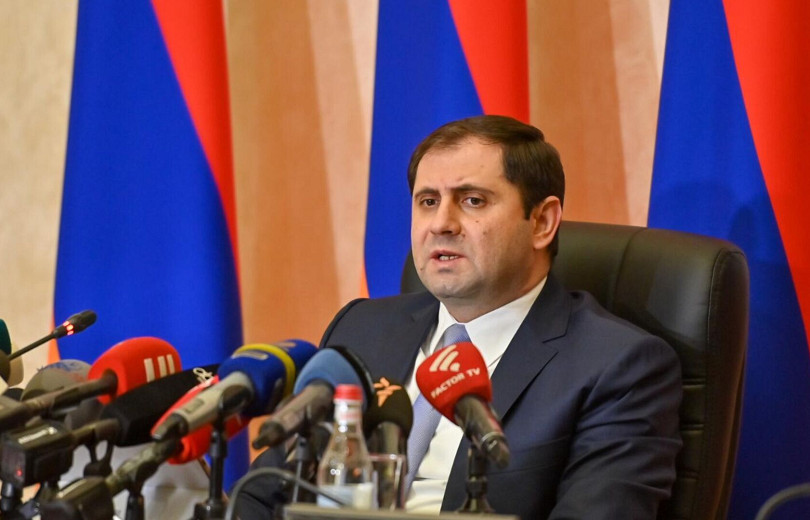 Պաշտպանության նախարարությունը նոր համազգեստի ամբողջական գնում դեռևս չի իրականացրել. Պապիկյան