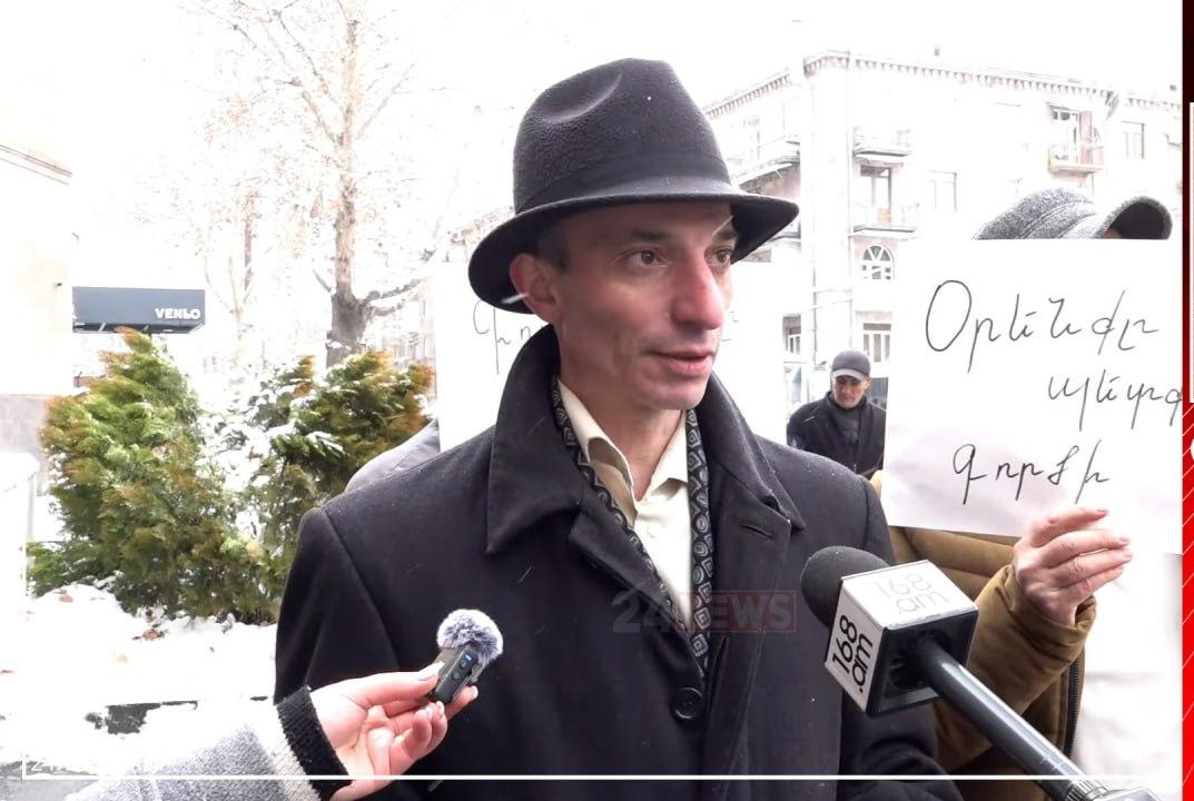 Փողոցում ձուկ վաճառողին վռազ հավաքում եք, ինձ խաբող զեղծարարների անունն եմ տվել, ինչի՞ չեք բռնում. Տեսանյութ