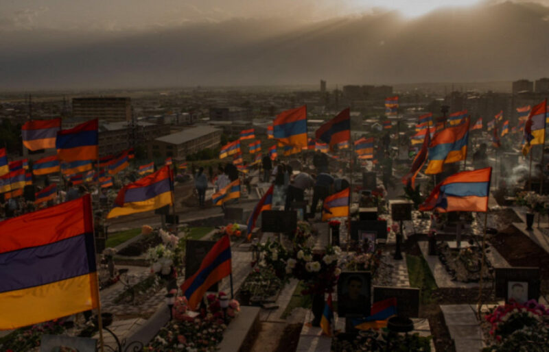 Հունվարի 27-ը՝ Հայրենիքի պաշտպանության համար զոհվածների հիշատակի օր․ ՀՀ նախագահը ստորագրեց օրենքը