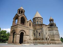 «Ժողովուրդ». Իշխանությունները փորձում են Հայ առաքելական եկեղեցու գույքը խլել