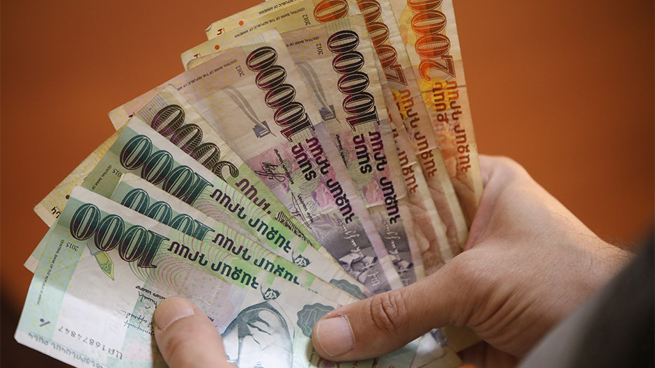 Ապրիլի 15-ից 2-րդ սերնդի թղթադրամները դուրս կգան շրջանառությունից