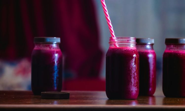 Այս հյութը ամենաարագն է իջեցնում արյան ճնշումը․ դրա համար պետք է մեկ բաղադրիչ