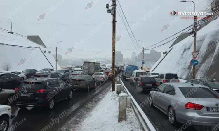 Դավիթաշենի կամրջի վրա, երկու ավտոպատահարի հետևանքով ավելի քան 1,5 ժամ երթևեկությունը վերածվել էր «աջափսանդալի»