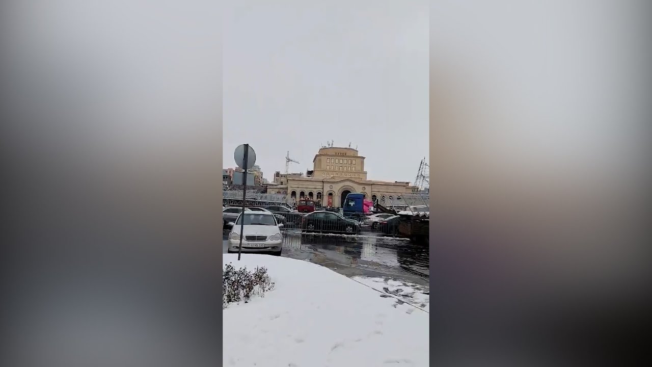 Վարորդները չընդհատվող ազդանշաններով ճանապարհեցին Փաշինյանի ավտոշարասյունը