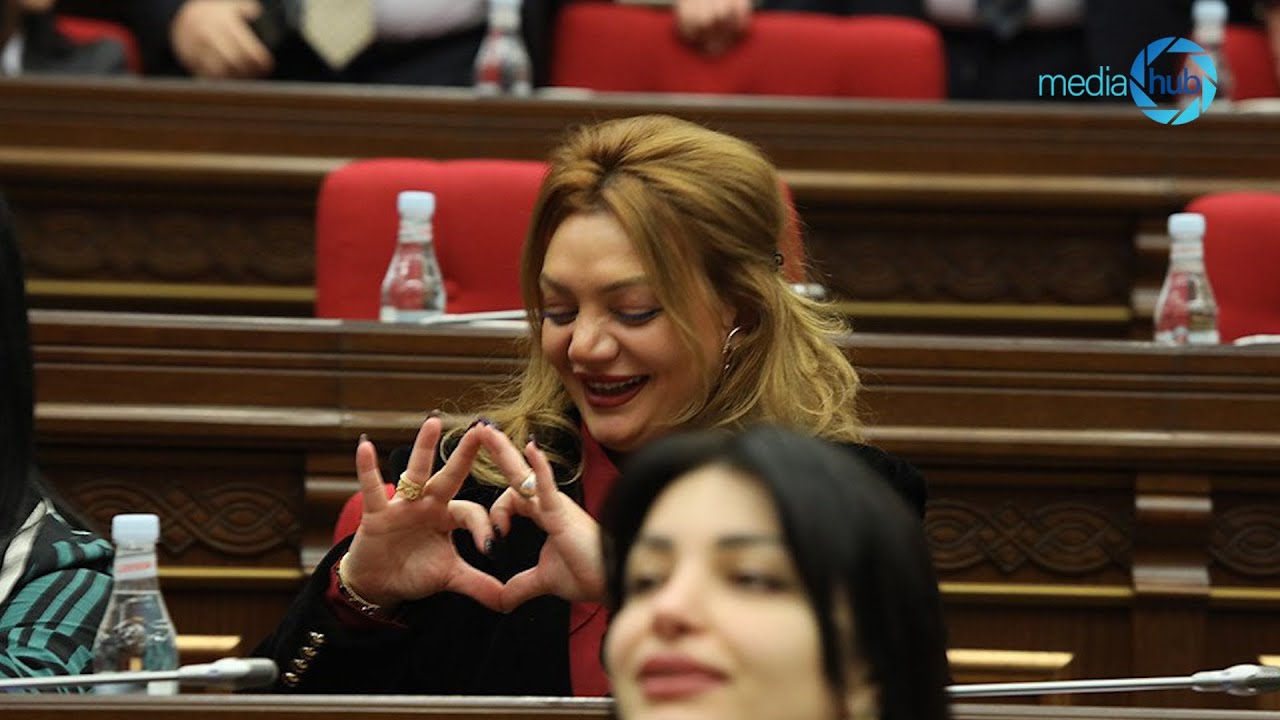 Կկարոտենք քեզ...Մի Հայաստան, մի Հռիփսիմե Հունանյան, կամ՝ չկա քիզի նման, Հռիփսիմե Հունանյան